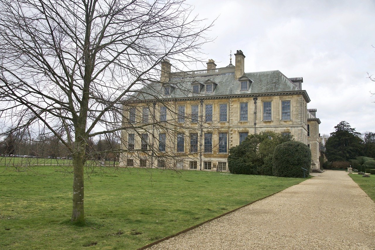 Why You Should Move to Sleaford?