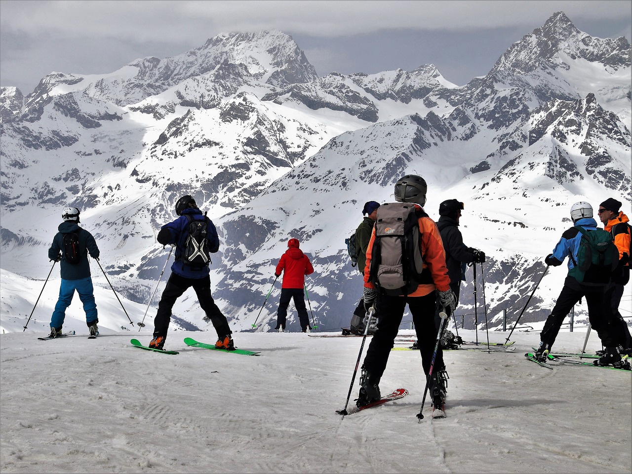 Why Taking a Group Tour Is the Perfect Adventure